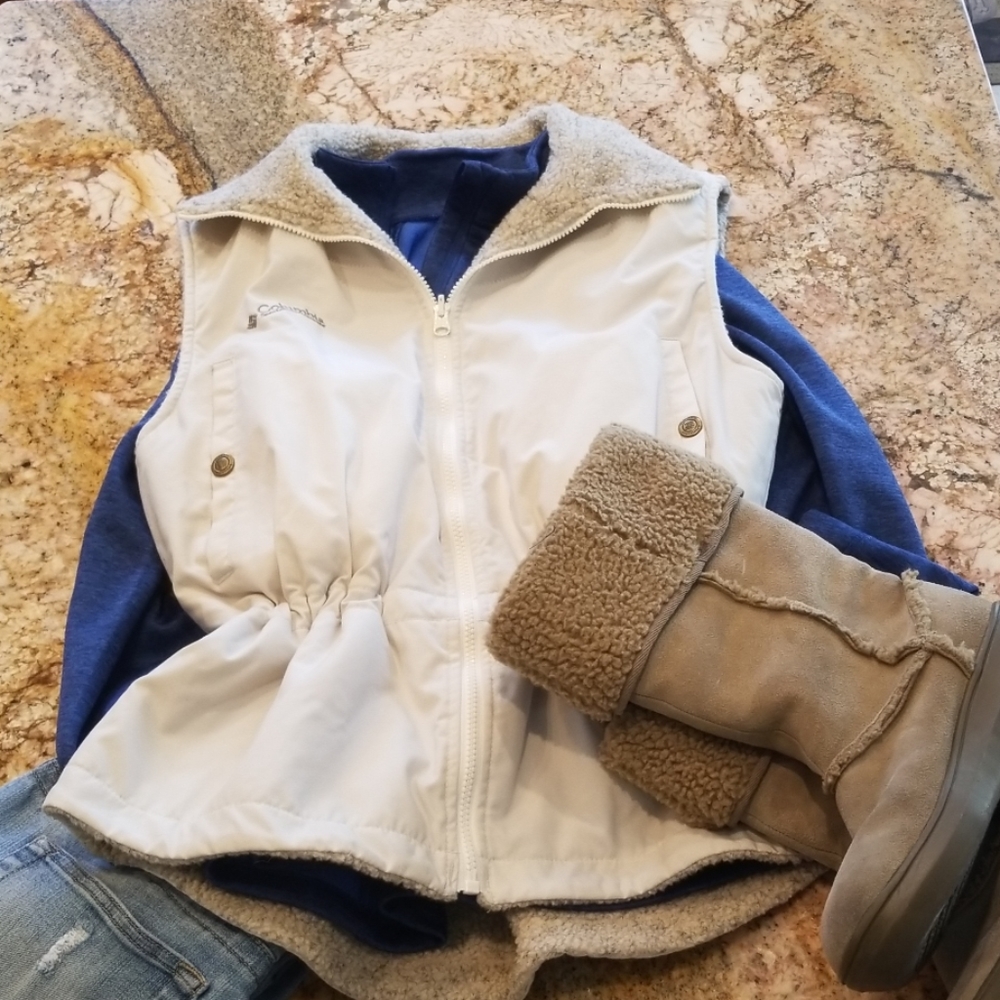 Columbia Reversible Vest S/M Like New